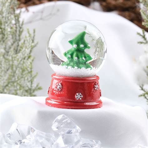 Pine Tree Snow Globe - Myros