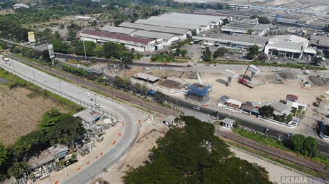 Proyek Flyover Aloha Sidoarjo Capai 56 Persen Gus Muhdlor Nataru 2023