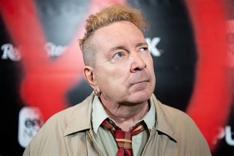 Sex Pistols John Lydon Says He D Be Daft As A Brush Not To Vote For