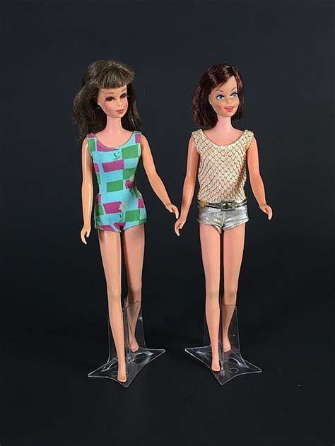 Lot BRUNETTE FRANCIE IN ORIGINAL SWIMSUIT AND BRUNETTE CASEY IN ORIGINAL SWIMSUIT