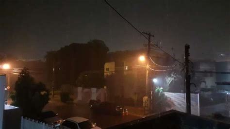 Chuva Forte Chegou A Mil Metros Em Cidade No Interior De Ms