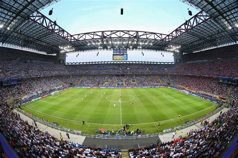 worlds  impressive stadiums
