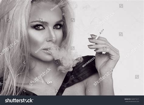 Sexy Blonde Woman Sensual Femme Fatale Stock Photo 546971611 Shutterstock