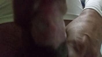 en el baño tocandome XVIDEOS