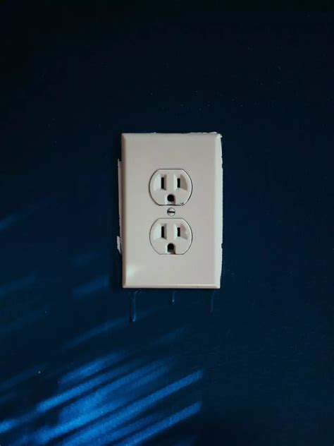 In-Depth Analysis: Distinguishing Outlets from Receptacles in Electrical Systems – All The ...