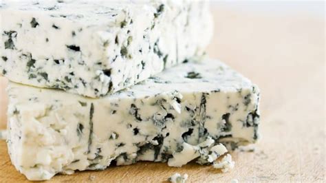 Whats The Story Of Gorgonzola Vs Blue Cheese Real Food Enthusiast