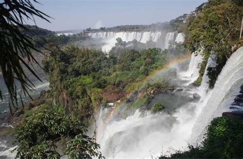 Fin de semana largo de mayo cuánto sale ir a las Cataratas del Iguazú