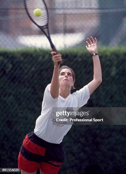 Samantha Frankel, girlfriend of Ivan Lendl, plays tennis while... News ...