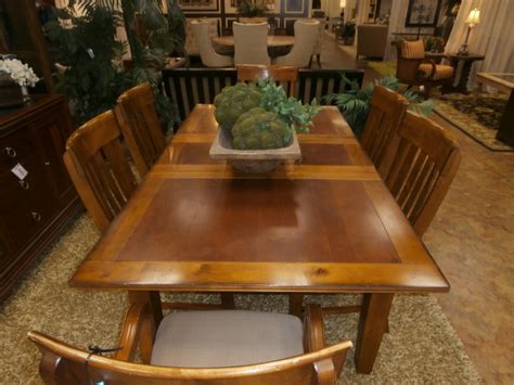 Havertys Dining Table6 Chairs At The Missing Piece