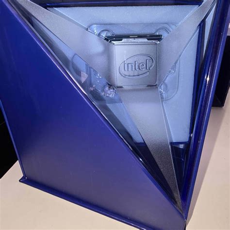 Intel Core 10900K 10 Core 3.7 GHZ Processor | Jawa