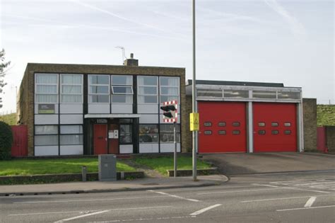 Staines Fire Station © Kevin Hale Cc By Sa20 Geograph Britain And