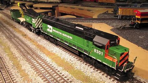 Lionel Burlington Northern Sd Crane Boom Cars Youtube