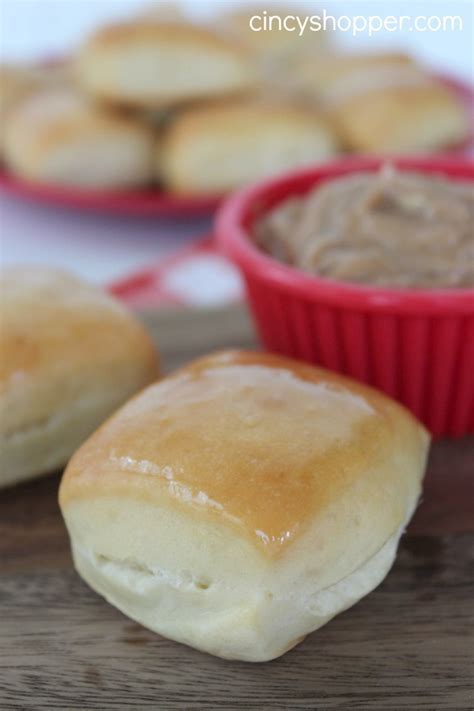 Copycat Texas Roadhouse Rolls With Cinnamon Honey Butter Recipe