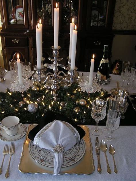 10 New Years Eve Table Centerpieces