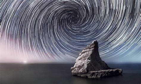 Streakin Amazing Stars Revealed In Stunning Time Lapse Photography