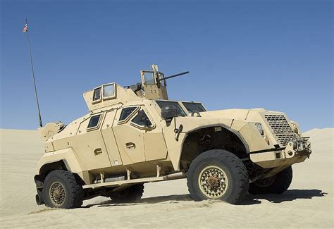 493 best images about MILITARY VEHICLES on Pinterest | Armoured ...