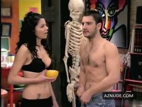 7 VIDAS NUDE SCENES AZNude