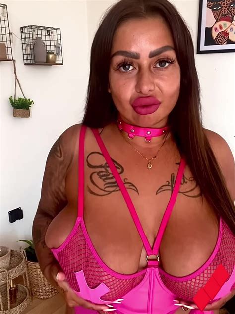 Horny Chubby Nice Bitch 3 ThisVid