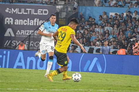 Copa de la Liga 2024 con un golazo de Juanfer Quintero Racing rescató