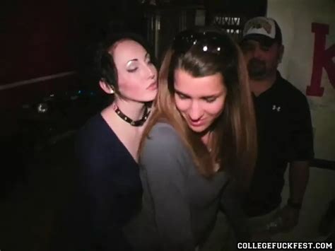 Teen Lesbos Lick Pussy At Frat Party XHamster