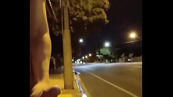 Completamente Desnuda Y Corrida En La Calle Principal XVIDEOS