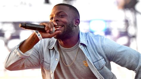 Isaiah Rashad Comes Out As Fluid Calls Sex Tape Leak A Blessing Cocktails Cocktalk