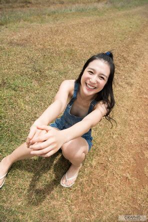 Graphis Gals Iori Kogawa 古川いおり Midday Illusion gra iori k Porn Pic
