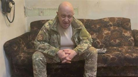 Wagner Mercenaries Capture Russian Lieutenant Colonel After Army Unit