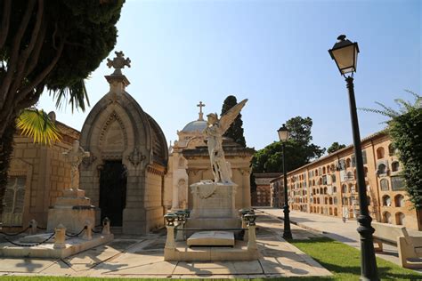 CEMENTERIOS Cómo localizar nichos y tumbas en Valencia