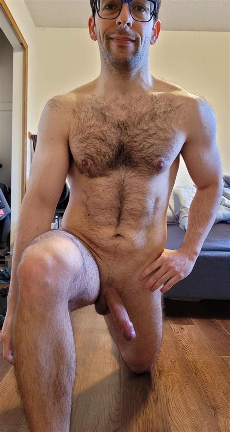 Morning Stretches Nudes Ladybonersgw NUDE PICS ORG