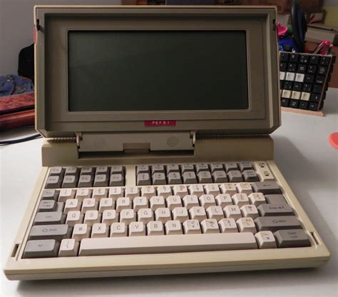 Le Toshiba T1100, premier portable de l’histoire – Audit & Systèmes d ...