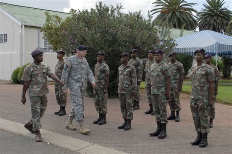 U.S. Army Africa commander meets South African military leaders ...