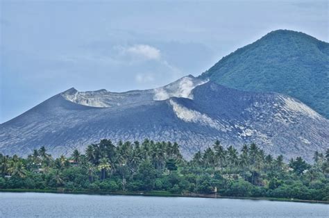 Viva la Voyage: Rabaul, Papua New Guinea