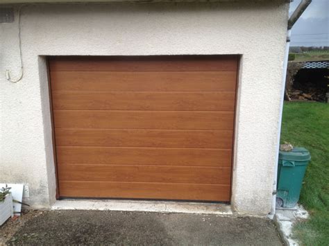 Installation Pose Porte De Garage Sectionnelle Verticale Isolante