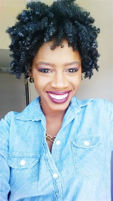 Wash N Go On Natural Hair With Vamp Makeup