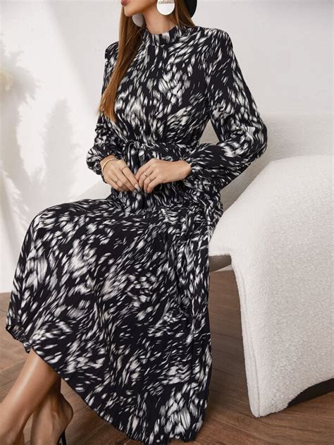 SHEIN Mulvari Allover Print Lantern Sleeve Belted Dress SHEIN Malaysia