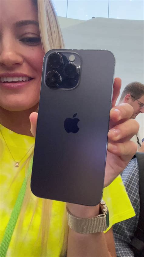 Ijustine On Twitter Heres The New Iphone 14 Pro Max In Purple Appleevent