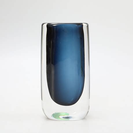 NILS LANDBERG Vas Signerad Orrefors Glas Konstglas Auctionet