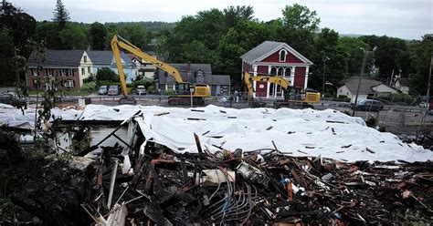 Point Rhema Igreja Que Que Celebrou Orgulho Gay Foi Atingida Por Um Raio E Incendiou