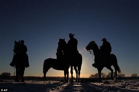 Native Americans Ride For 16 Days To Remember 38 Dakota Men Killed In