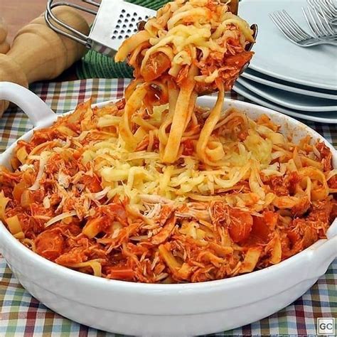 Macarrão Com Frango Desfiado E Queijos Receitas Culinariasreceitas