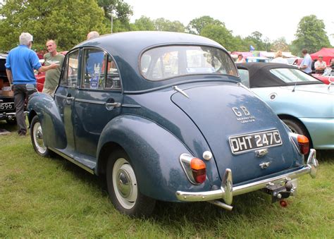 Dht C Morris Minor Door Nivek Old Gold Flickr