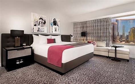 Planet Hollywood Resort Casino Rooms & Suites | Photos & Info | Las Vegas Hotels