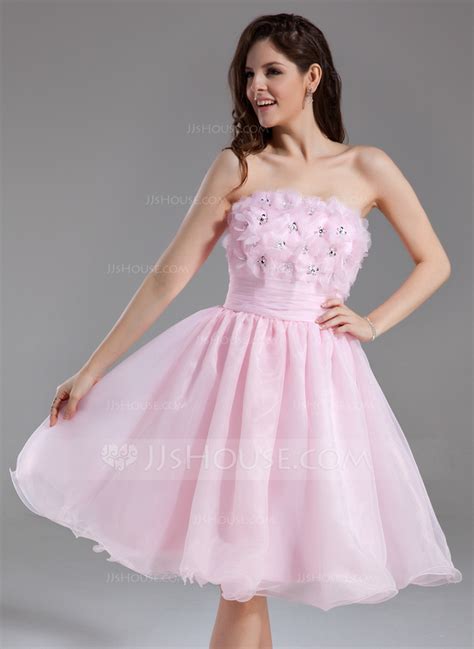 A Line Princess Strapless Knee Length Organza Homecoming Dress With