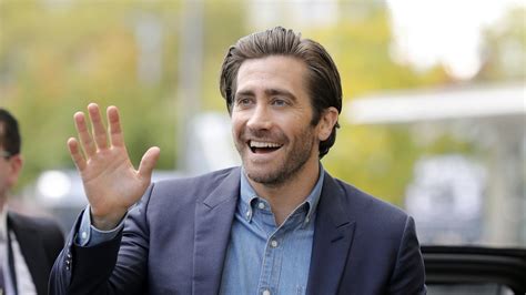 La Foto Que Se Fue Viral De Jake Gyllenhaal Junto A Su Nuevo Coche