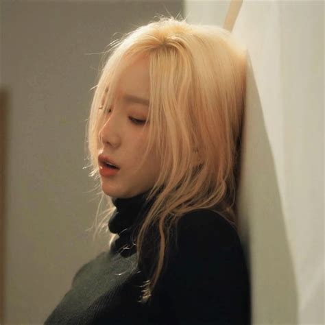 Taeyeon Can T Control Myself Mv