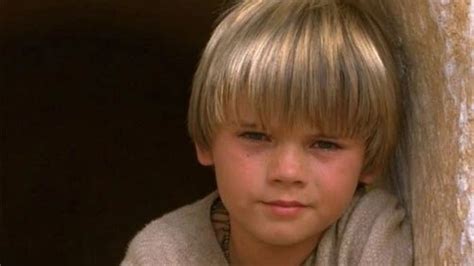 Así luce hoy el niño que hizo de Anakin Skywalker en Star Wars La