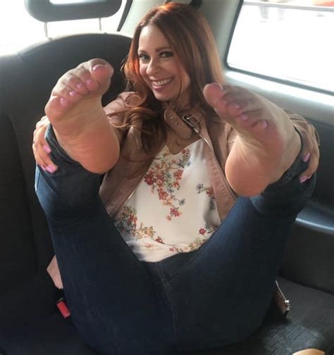 Rebecca Berardis Feet Toes And Soles HD Pictures Barefoot