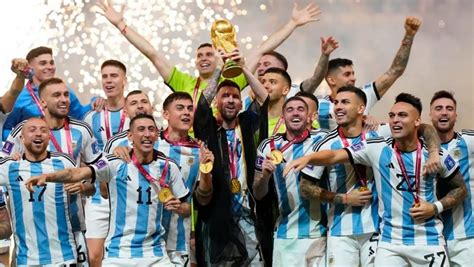 la seleccion argentina sigue en lo mas alto del ranking fifa