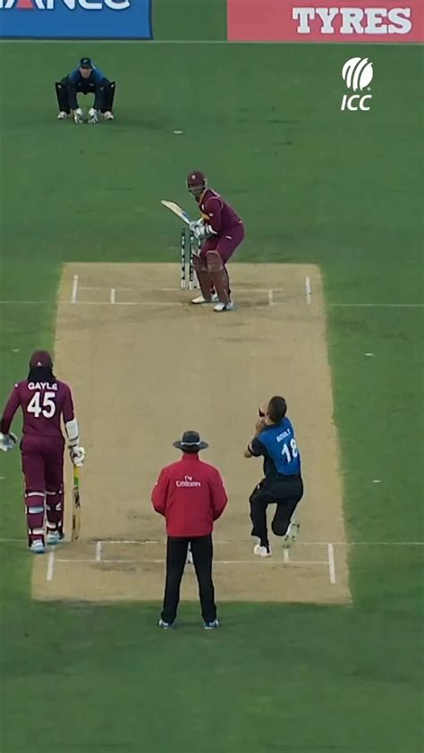 This Daniel Vettori one-handed catch at Cricket World Cup 2015 : r/cricketworldcup